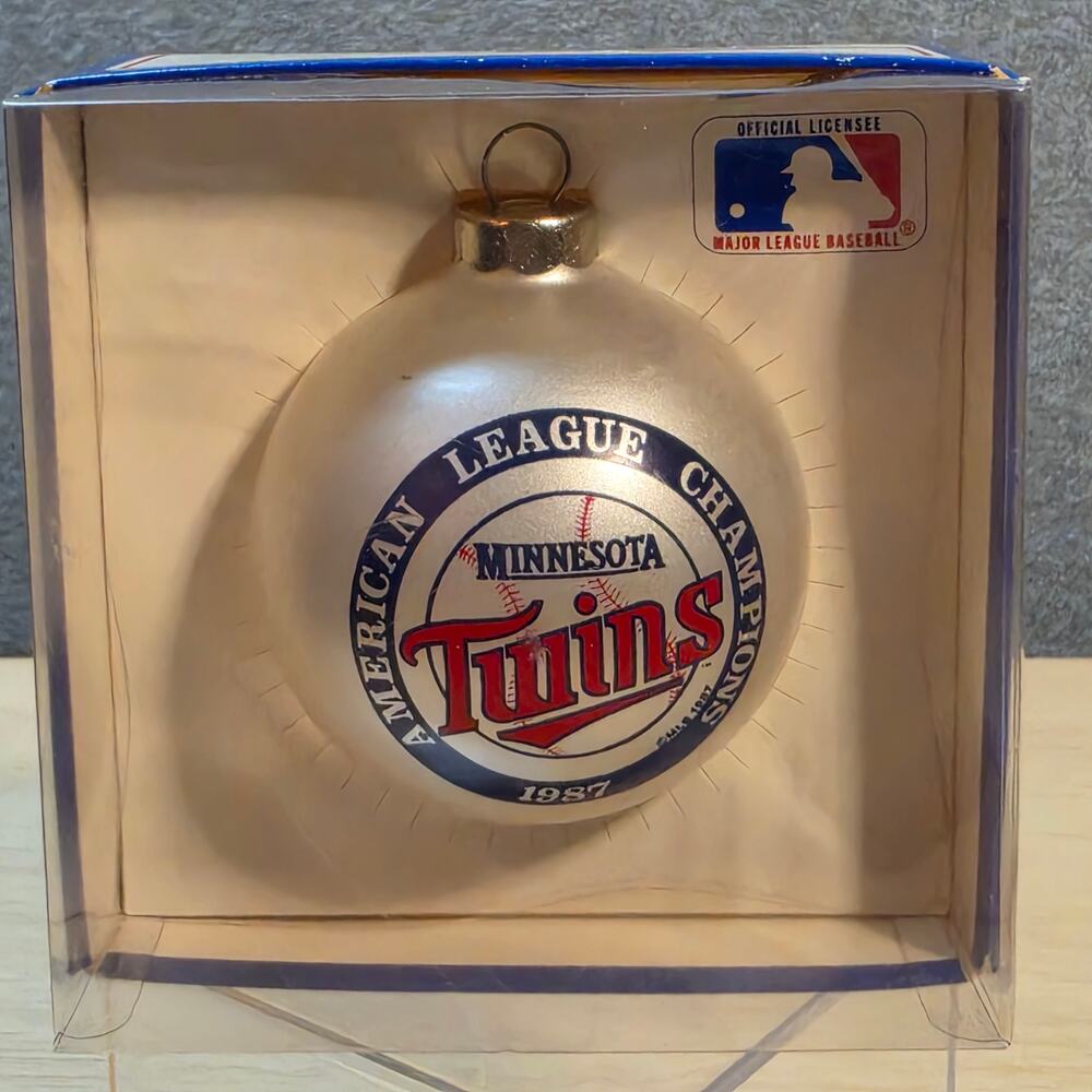 VTG 1987 Minnesota Twins AL Champions Glass Christmas Ornament MLB Topperscot